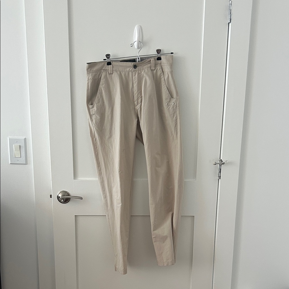 Oakley Men's Tan Golf Pants